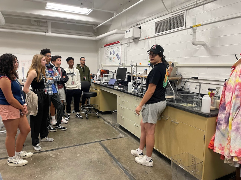 High school students in Buckeye Precollege lab.