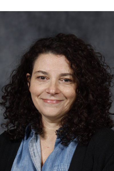 Photo portrait of Sara Childers