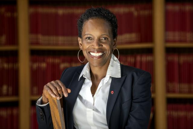 Photo portrait of Melissa Gilliam
