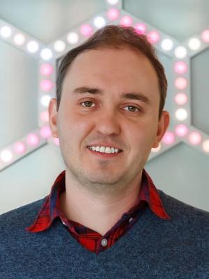 Alexander Sokolov headshot