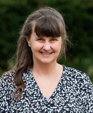 Sharon Amacher headshot